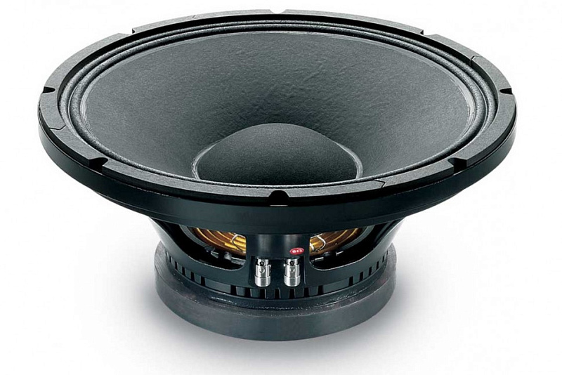 Фото EighteenSound 15W700/4