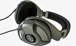 Sennheiser HD 700