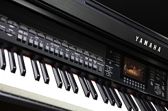 YAMAHA CVP-701B