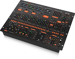 Полумодульный рековый синтезатор BEHRINGER 2600